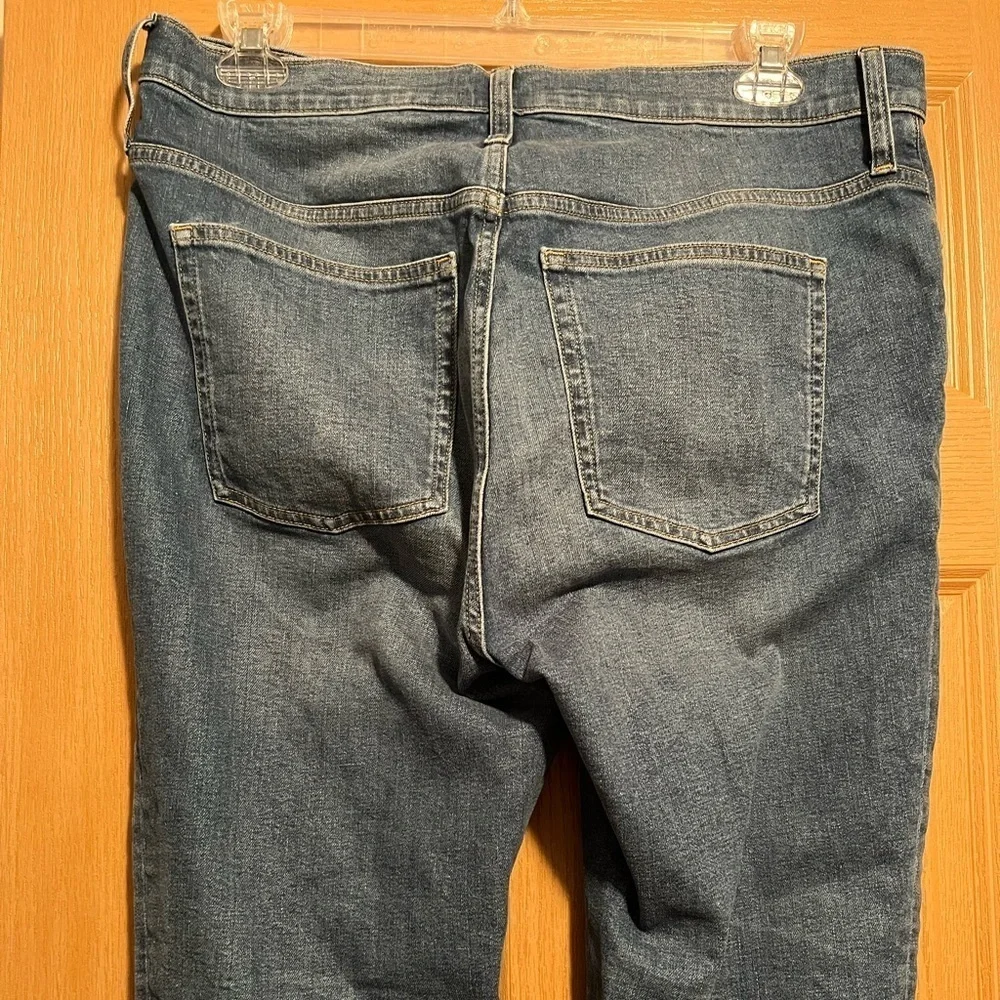 J Crew 10” Toothpick Straight Leg Denim Blue Jeans With Raw Hem Size 33